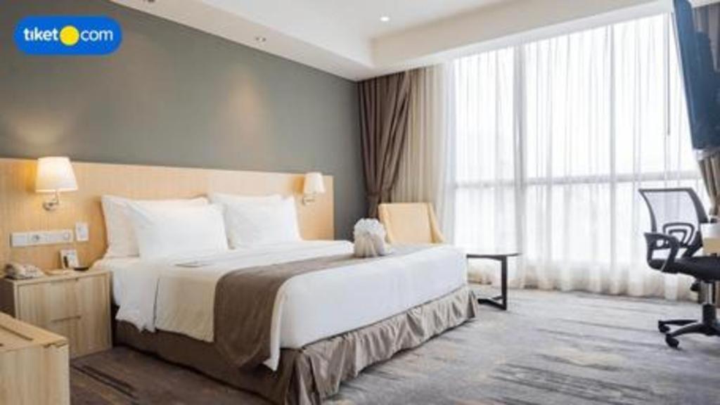 Hotel Grandhika Pemuda Semarang Exterior foto