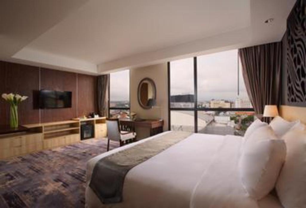 Hotel Grandhika Pemuda Semarang Exterior foto