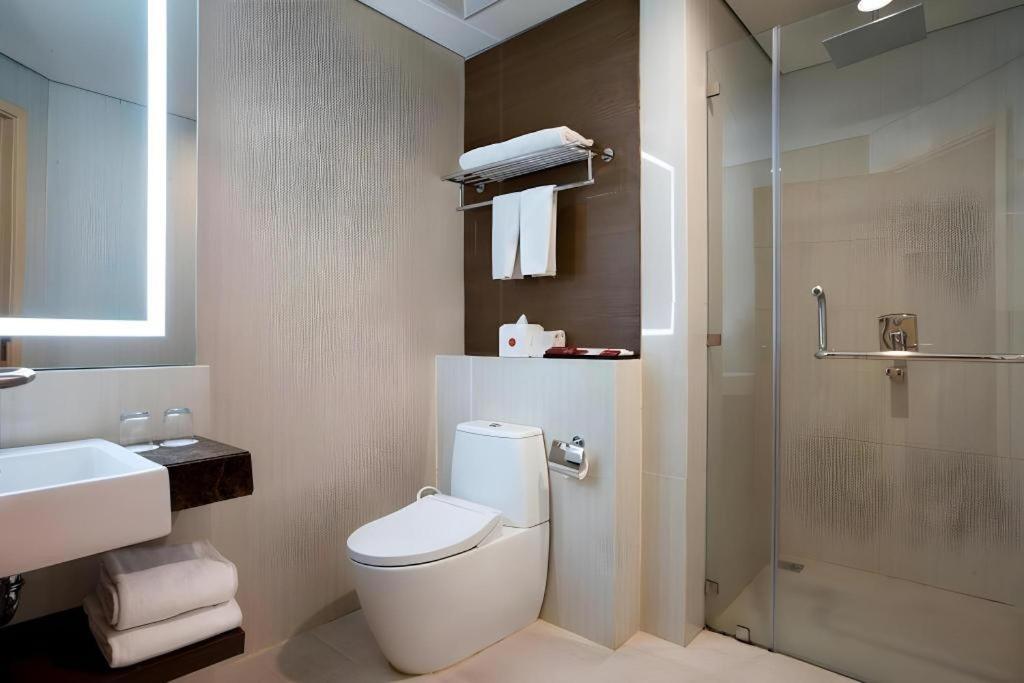 Hotel Grandhika Pemuda Semarang Exterior foto